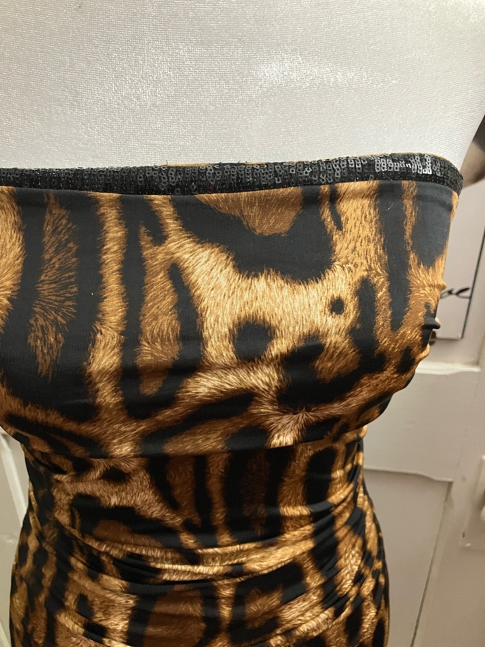 Sabora Strapless Leopard-Print Bodycon Dress in Brown and Black - Picture 2 of 7